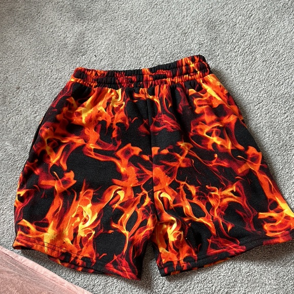 Billie elish style shorts - Picture 3 of 3